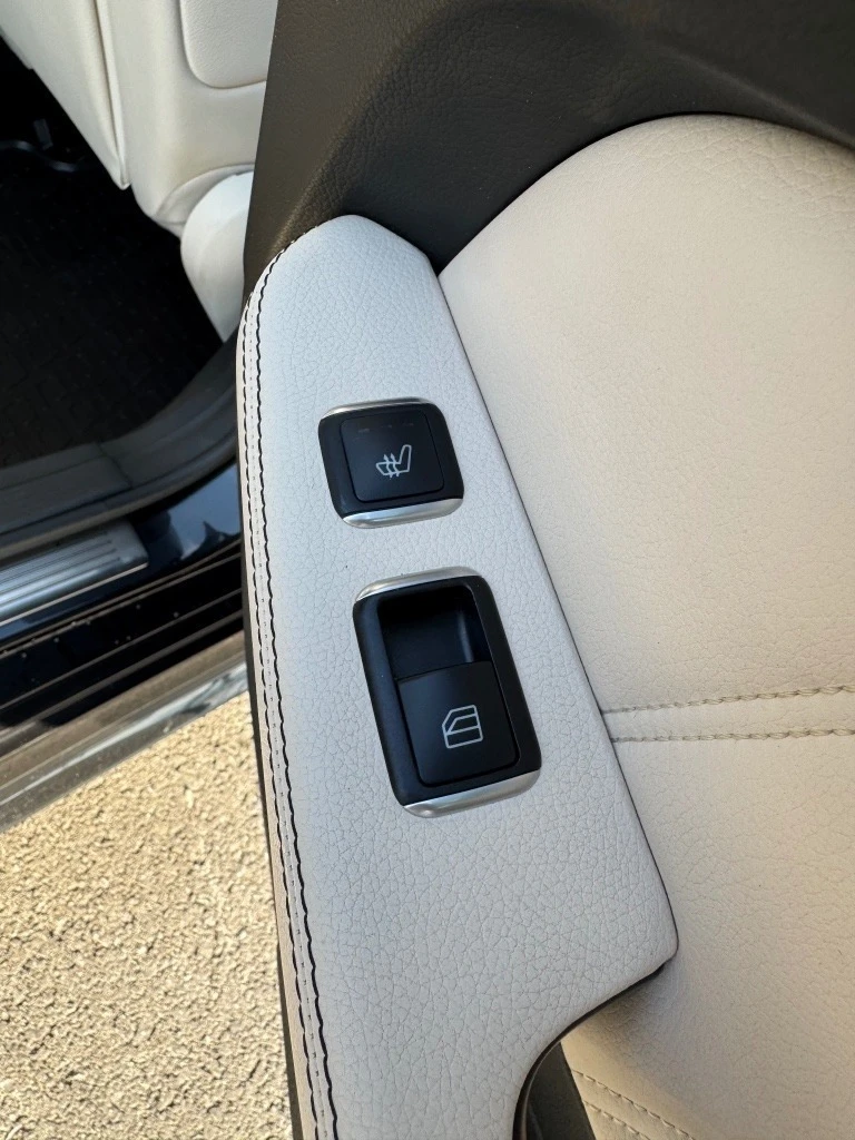 Mercedes-Benz E 350 AMG пакет , снимка 12 - Автомобили и джипове - 53117488