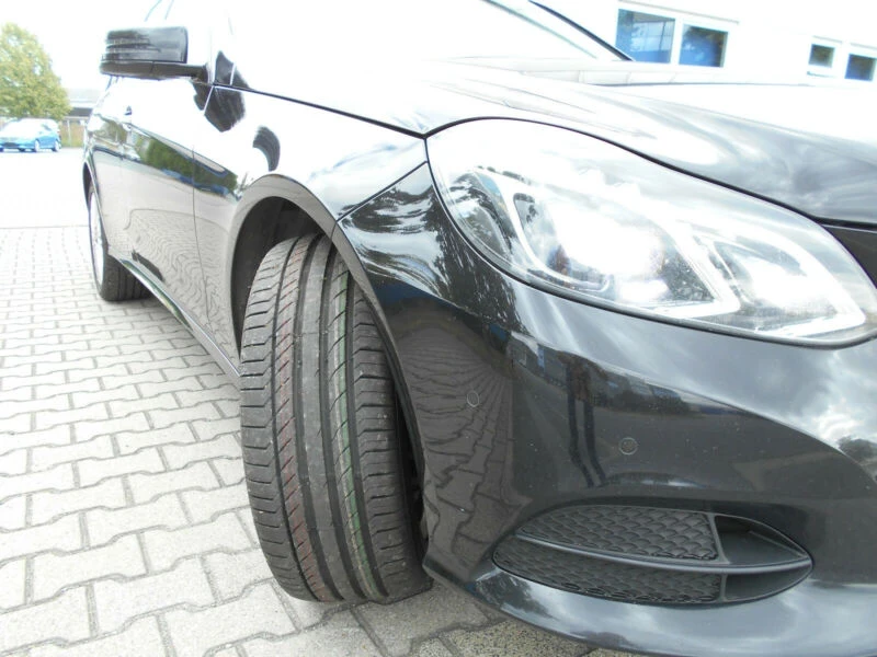 Mercedes-Benz E 250 4MATIC , снимка 14 - Автомобили и джипове - 54431784
