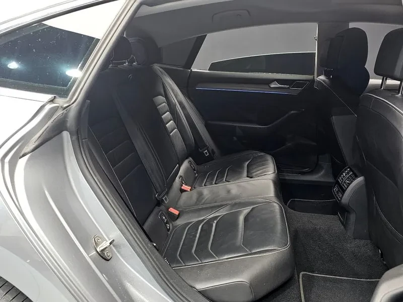VW Arteon 2.0 TDI PRESTIGE, снимка 11 - Автомобили и джипове - 55207542