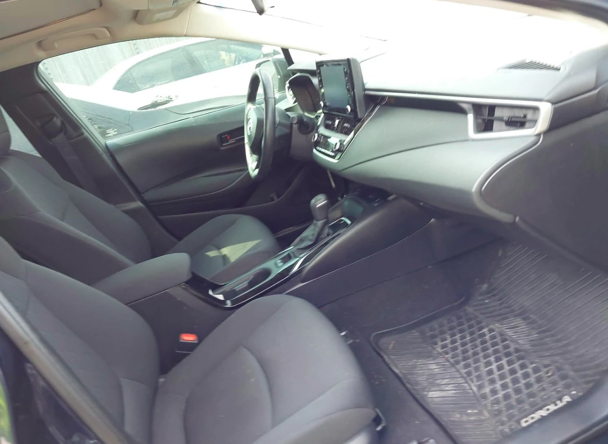 Toyota Corolla LE - изображение 10