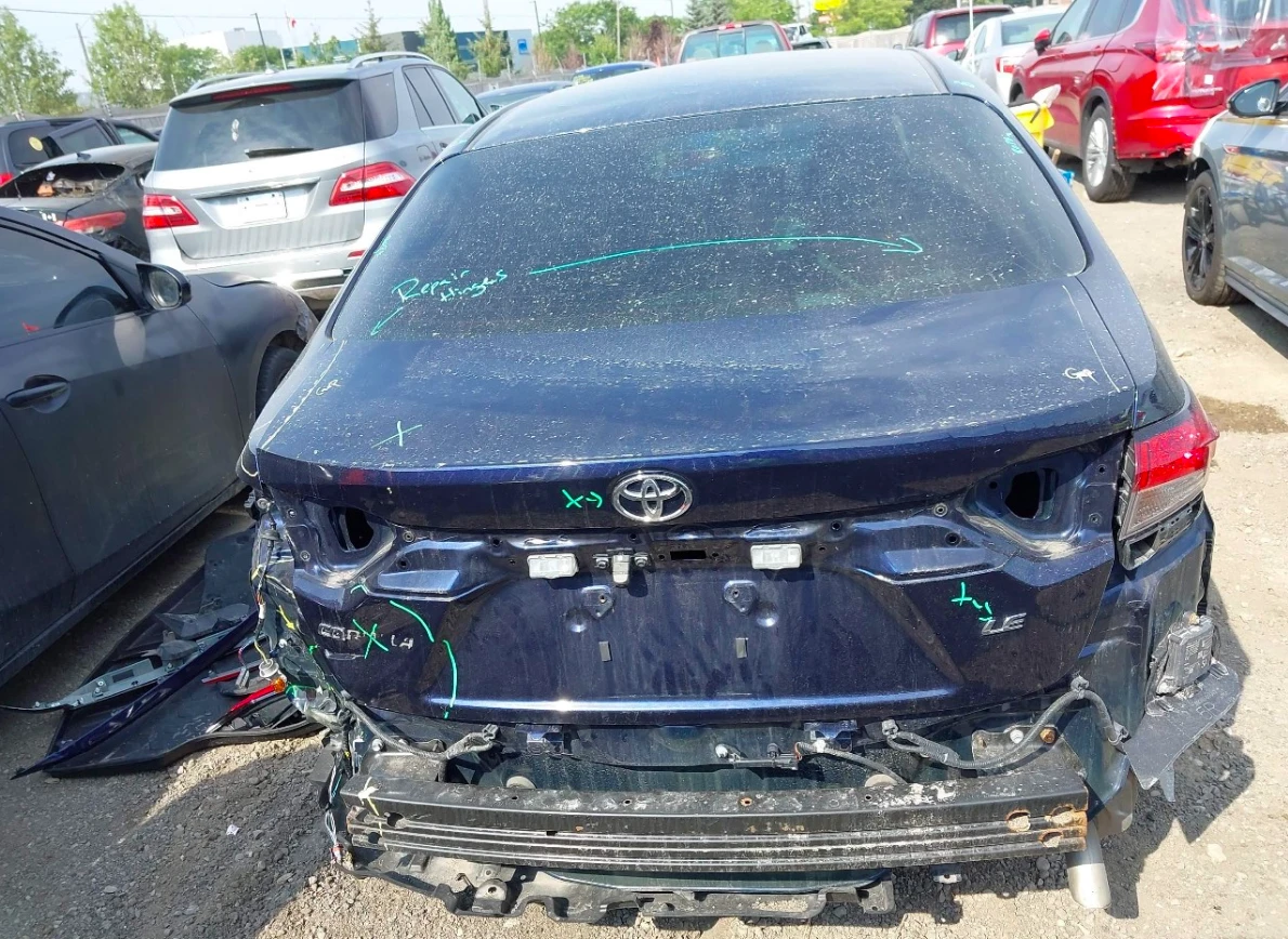Toyota Corolla LE - изображение 4