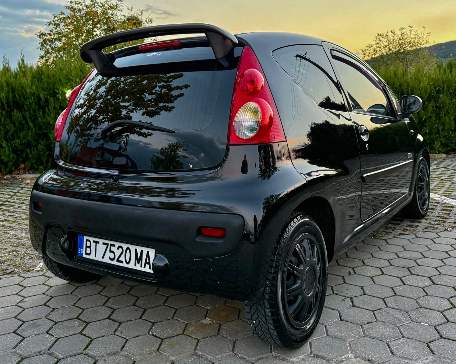 Peugeot 107 Пежо 107, LPG, газ. инж., CarPlay/Android - изображение 4