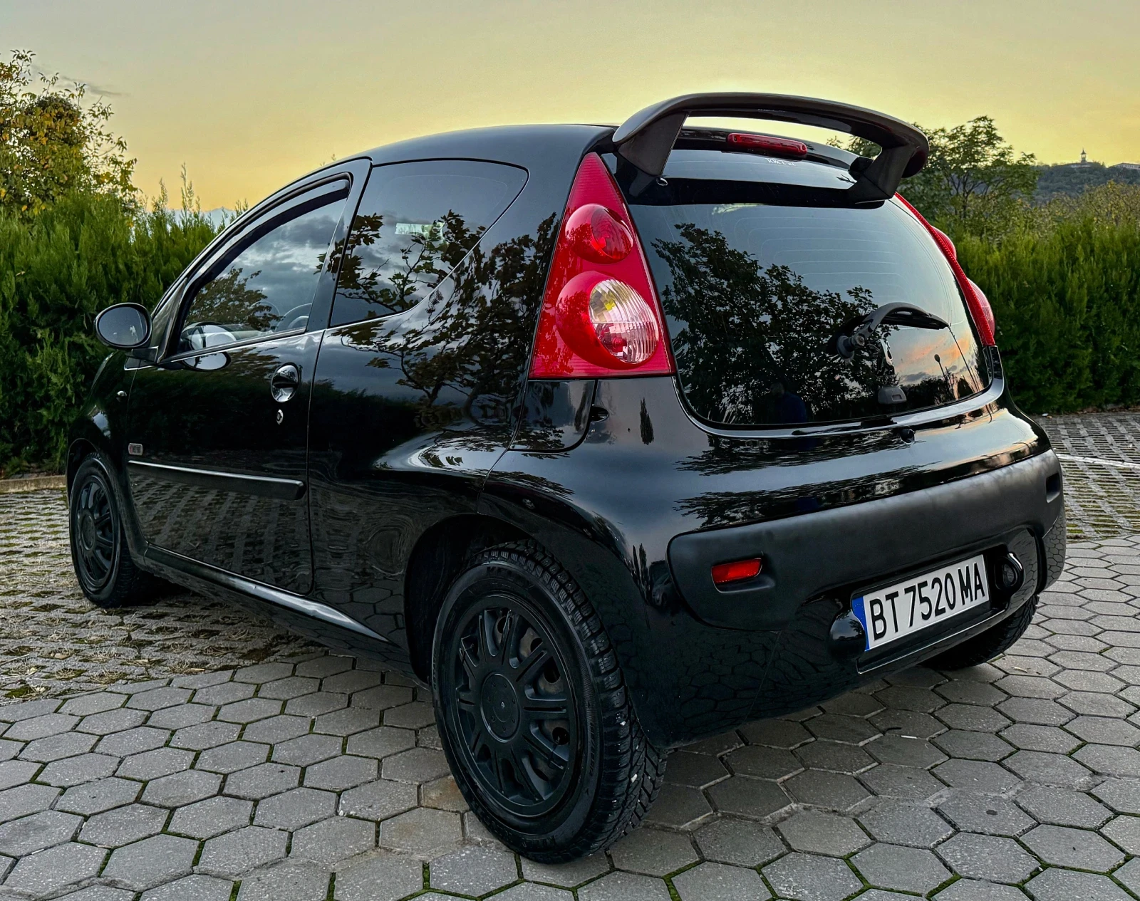 Peugeot 107 Пежо 107, LPG, газ. инж., CarPlay/Android - изображение 3