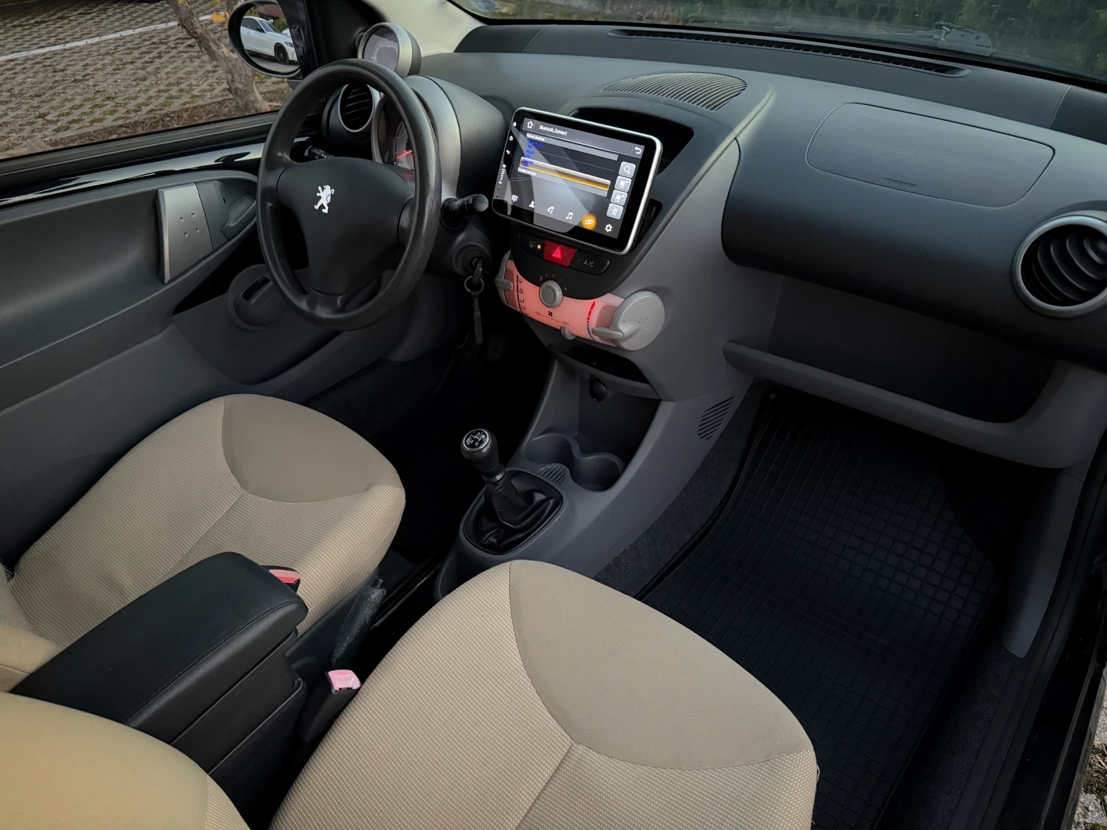 Peugeot 107 Пежо 107, LPG, газ. инж., CarPlay/Android - изображение 9