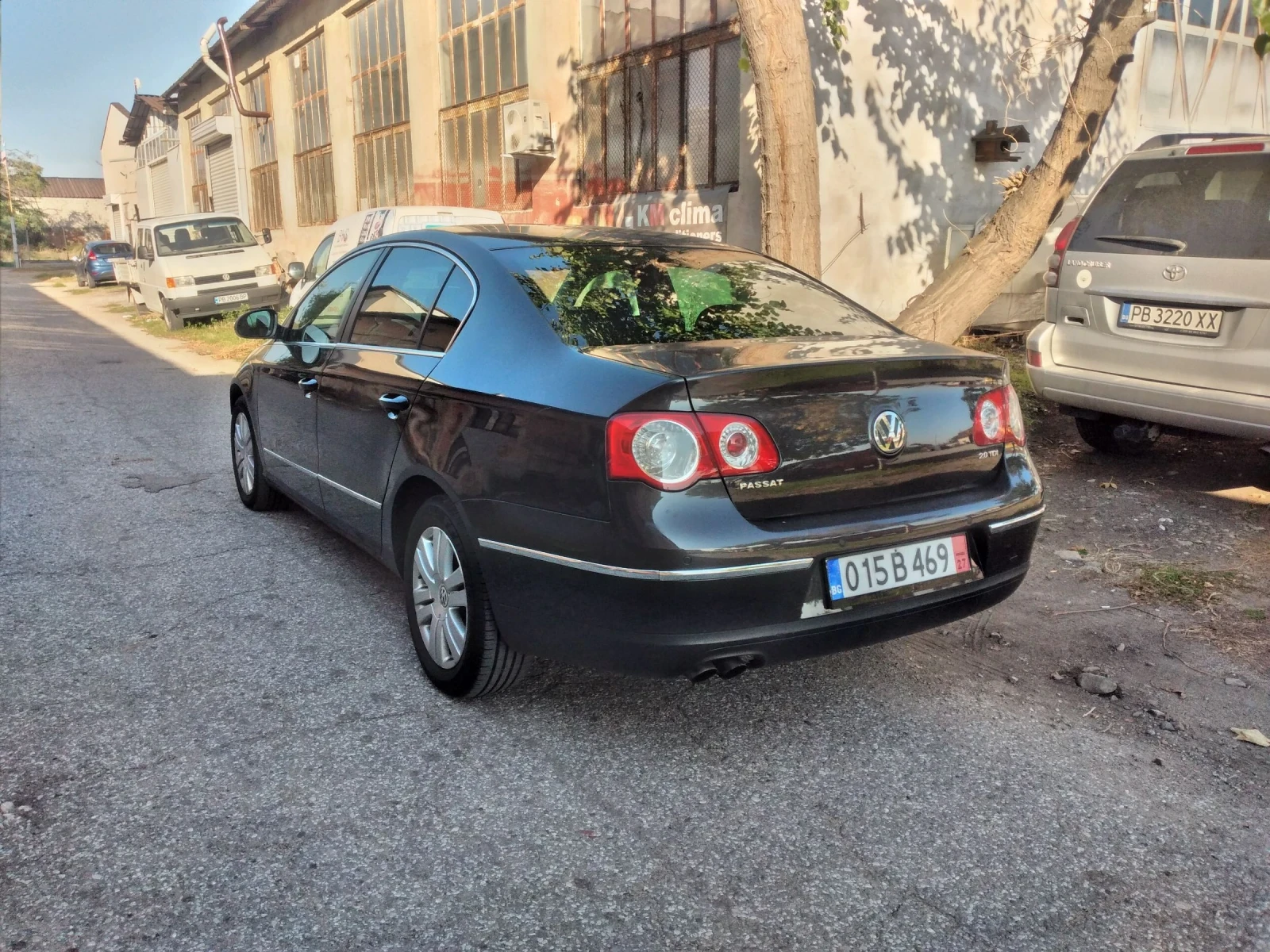 VW Passat 2.0TDI HIGHLINE - изображение 4