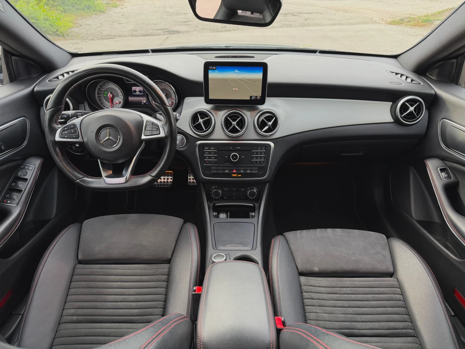 Mercedes-Benz CLA 220 AMG pack* 7G tronic* Recaro* Distronic* Bi-Xenon | Mobile.bg   11