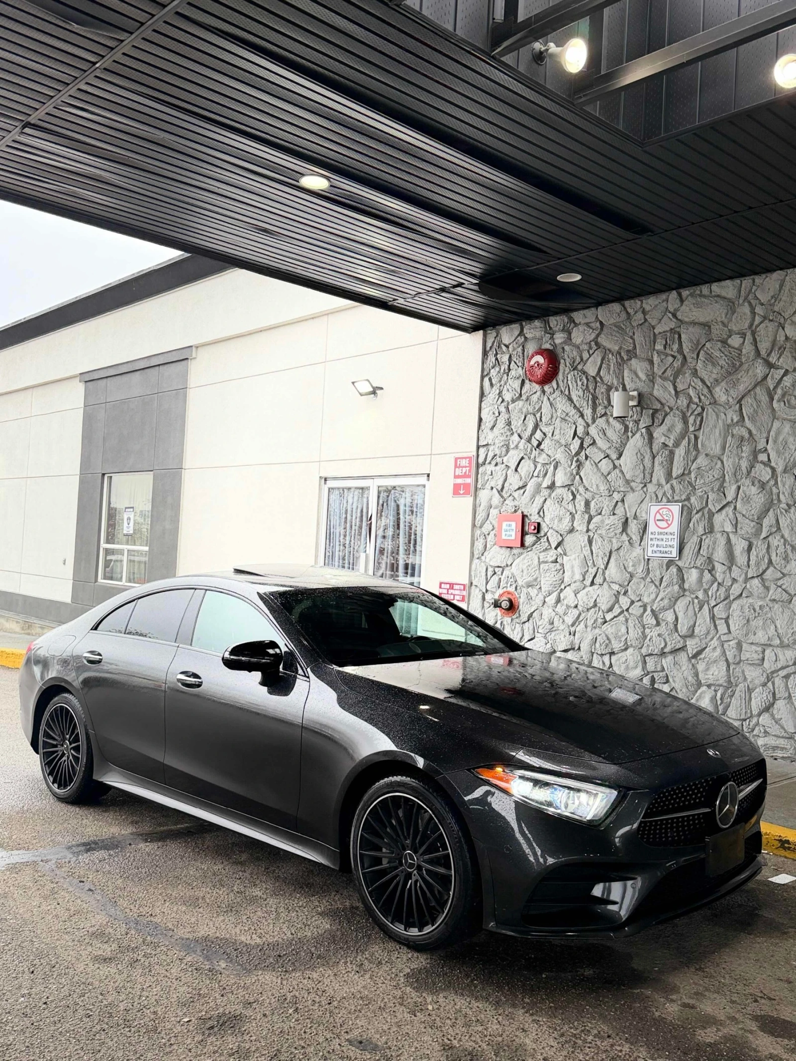 Mercedes-Benz CLS 450 AMG PK/360/HARMAN/ОБДУХ* , снимка 2 - Автомобили и джипове - 53938189