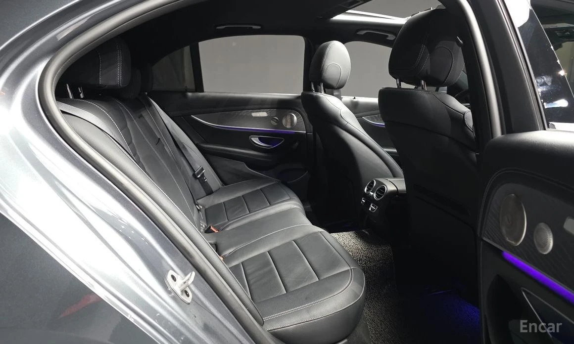 Mercedes-Benz E 350, снимка 12 - Автомобили и джипове - 54414897