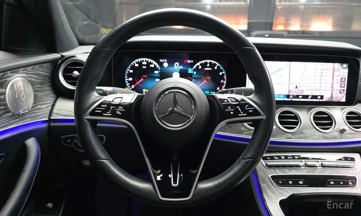 Mercedes-Benz E 350, снимка 13 - Автомобили и джипове - 54414897