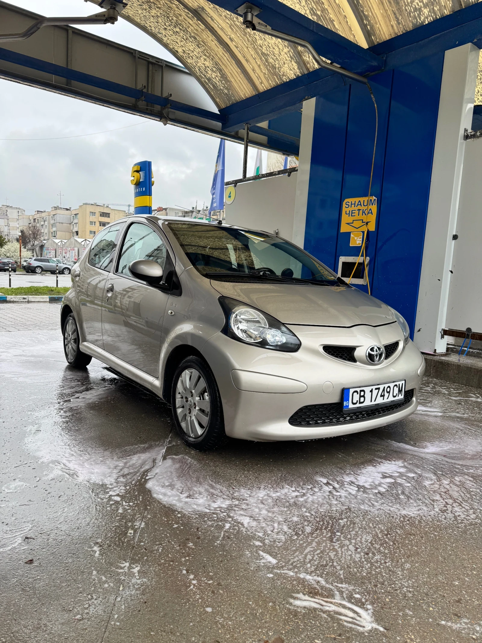 Toyota Aygo ckIN2u Edition, снимка 3 - Автомобили и джипове - 54655211