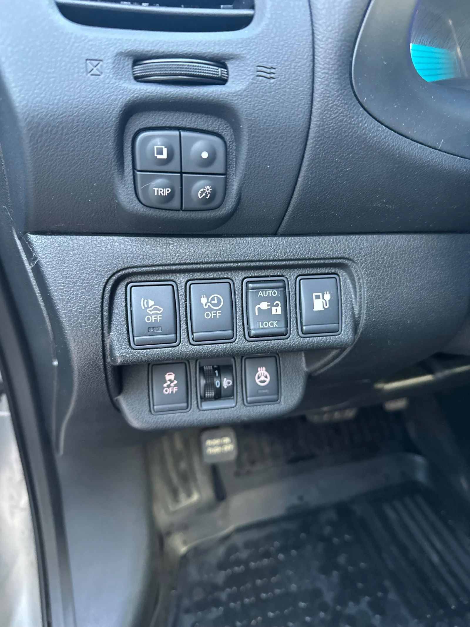 Nissan Leaf , снимка 6 - Автомобили и джипове - 55063140