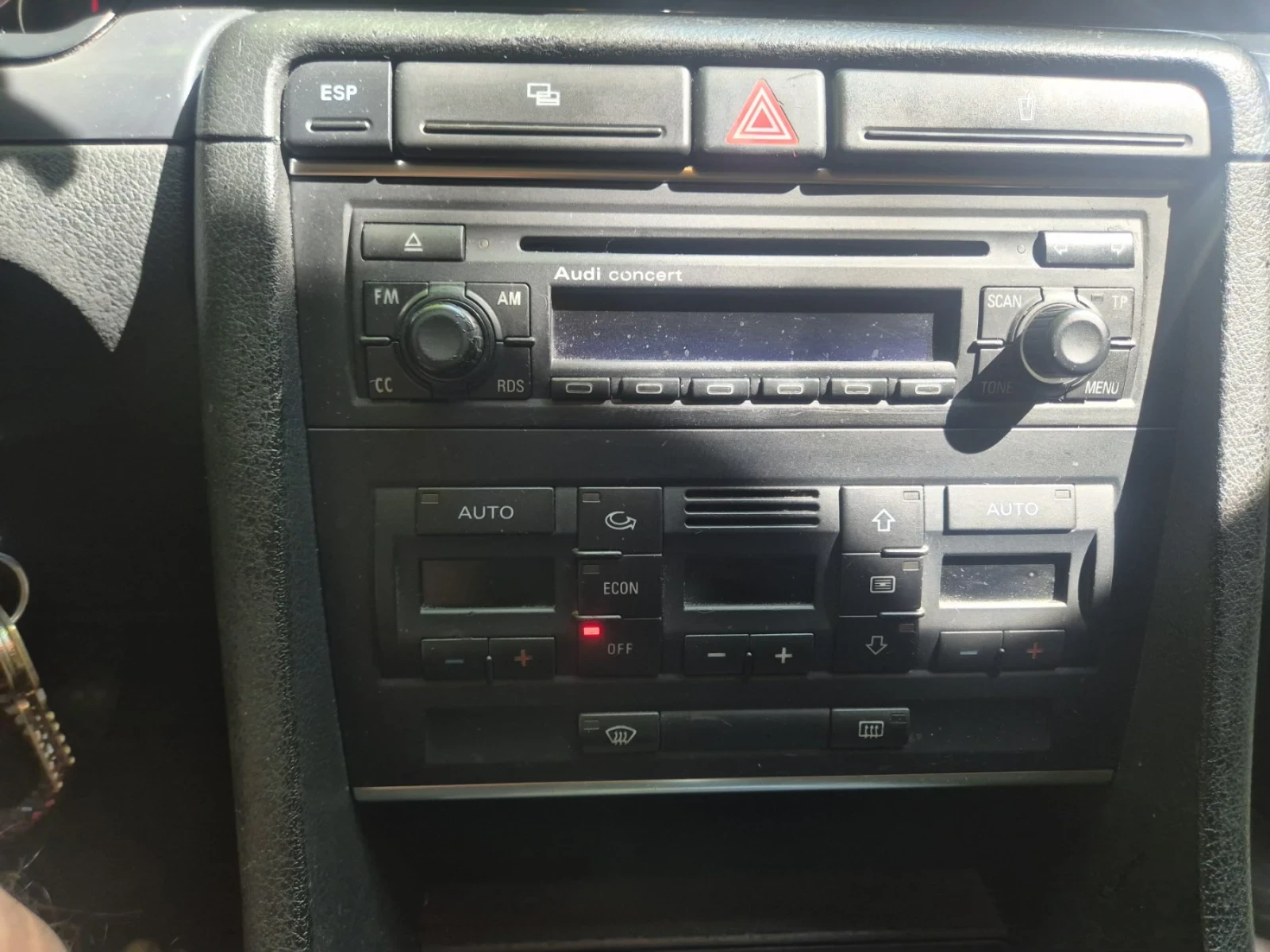 Audi A4, снимка 10 - Автомобили и джипове - 55558195