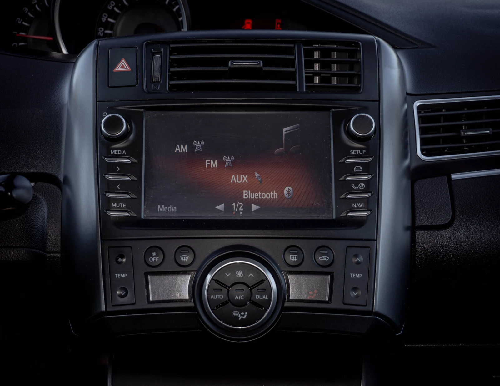 Toyota Verso 1.8 ������ 2�� ����! ���! � ��������! | Mobile.bg � ����������� 13