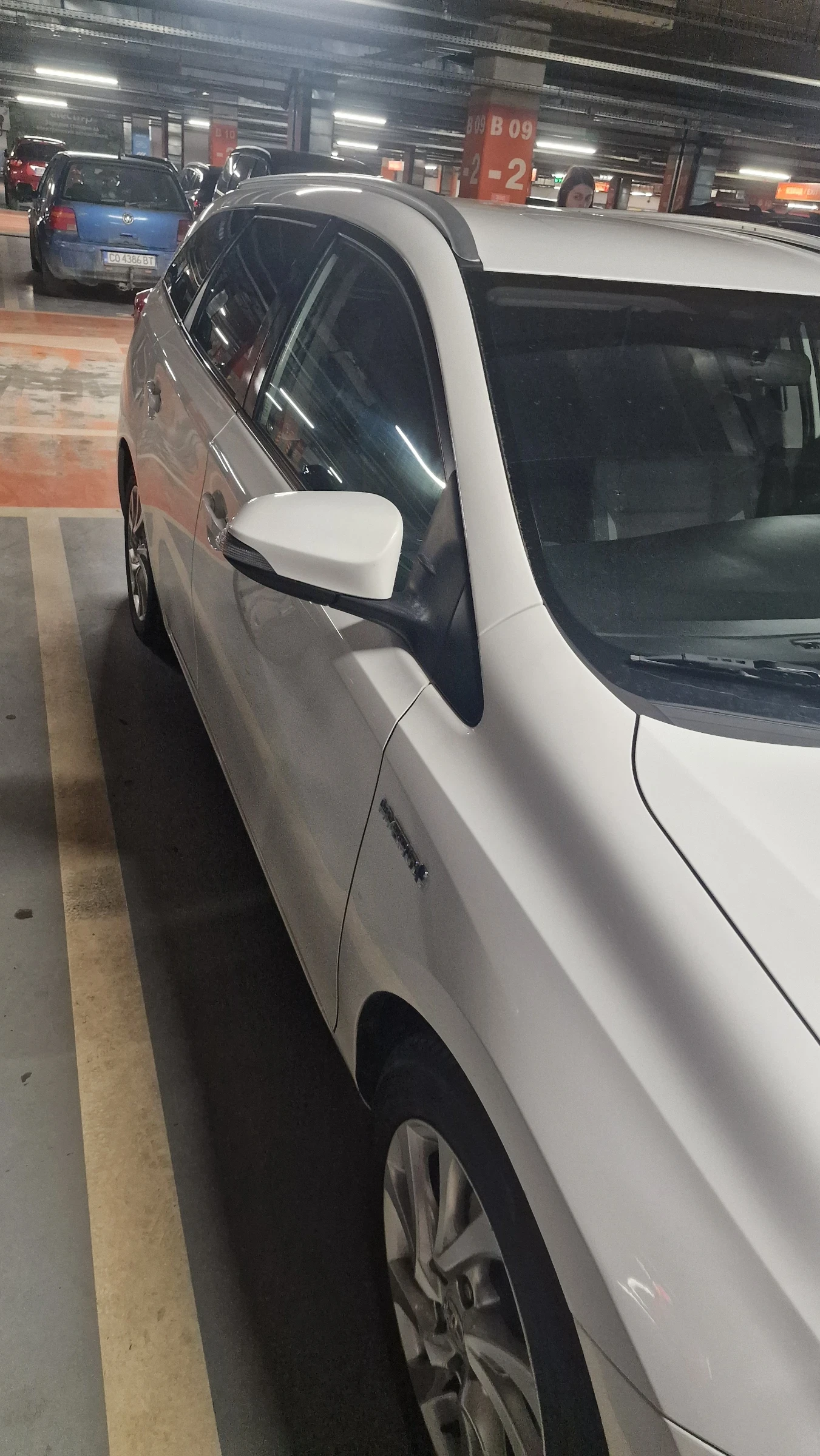 Toyota Auris Touring sport Facelift, снимка 5 - Автомобили и джипове - 55619327