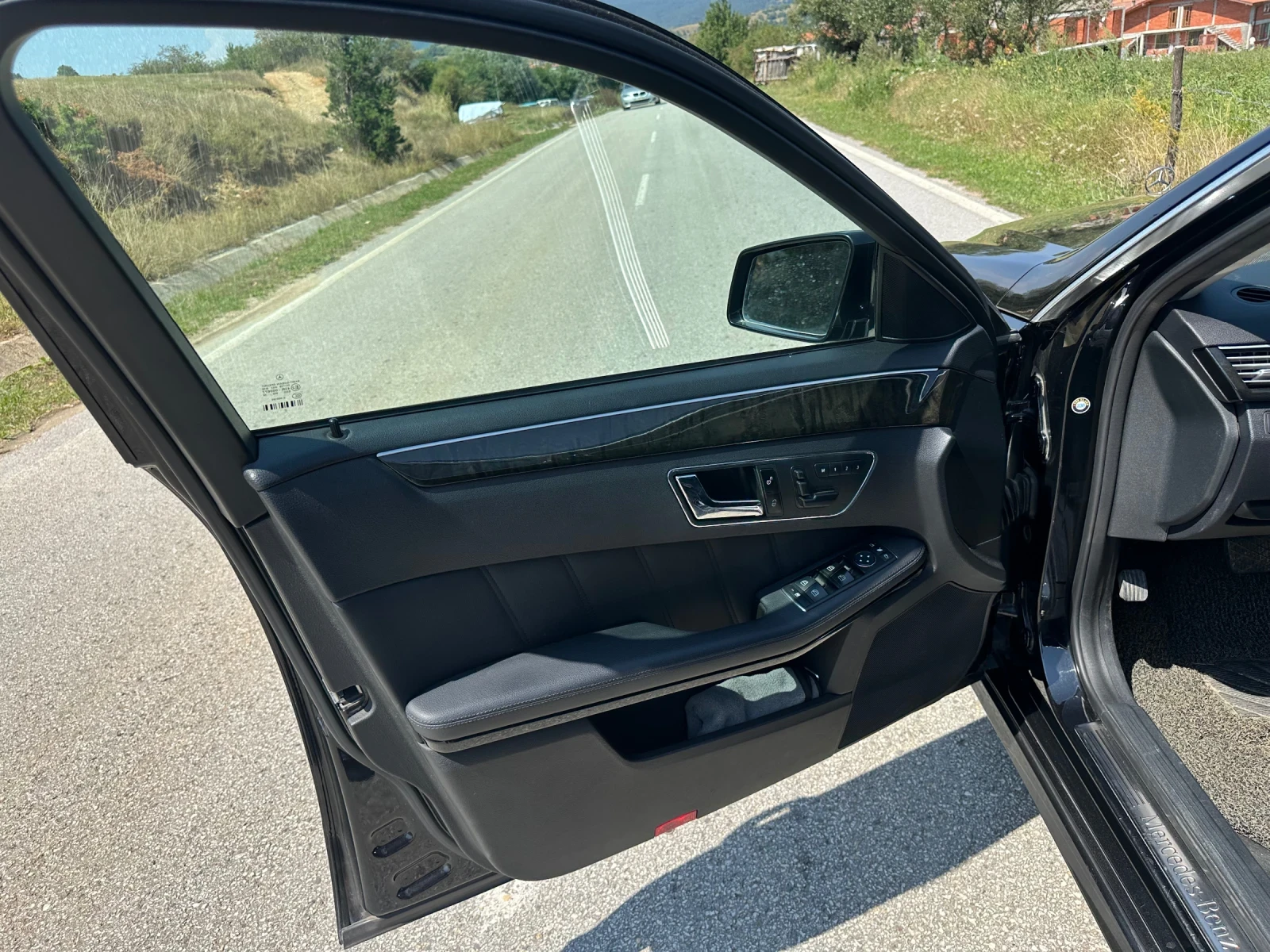 Mercedes-Benz E 350, снимка 8 - Автомобили и джипове - 55806791