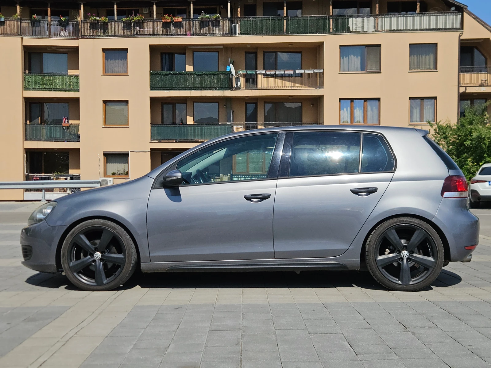 VW Golf, снимка 2 - Автомобили и джипове - 55836215