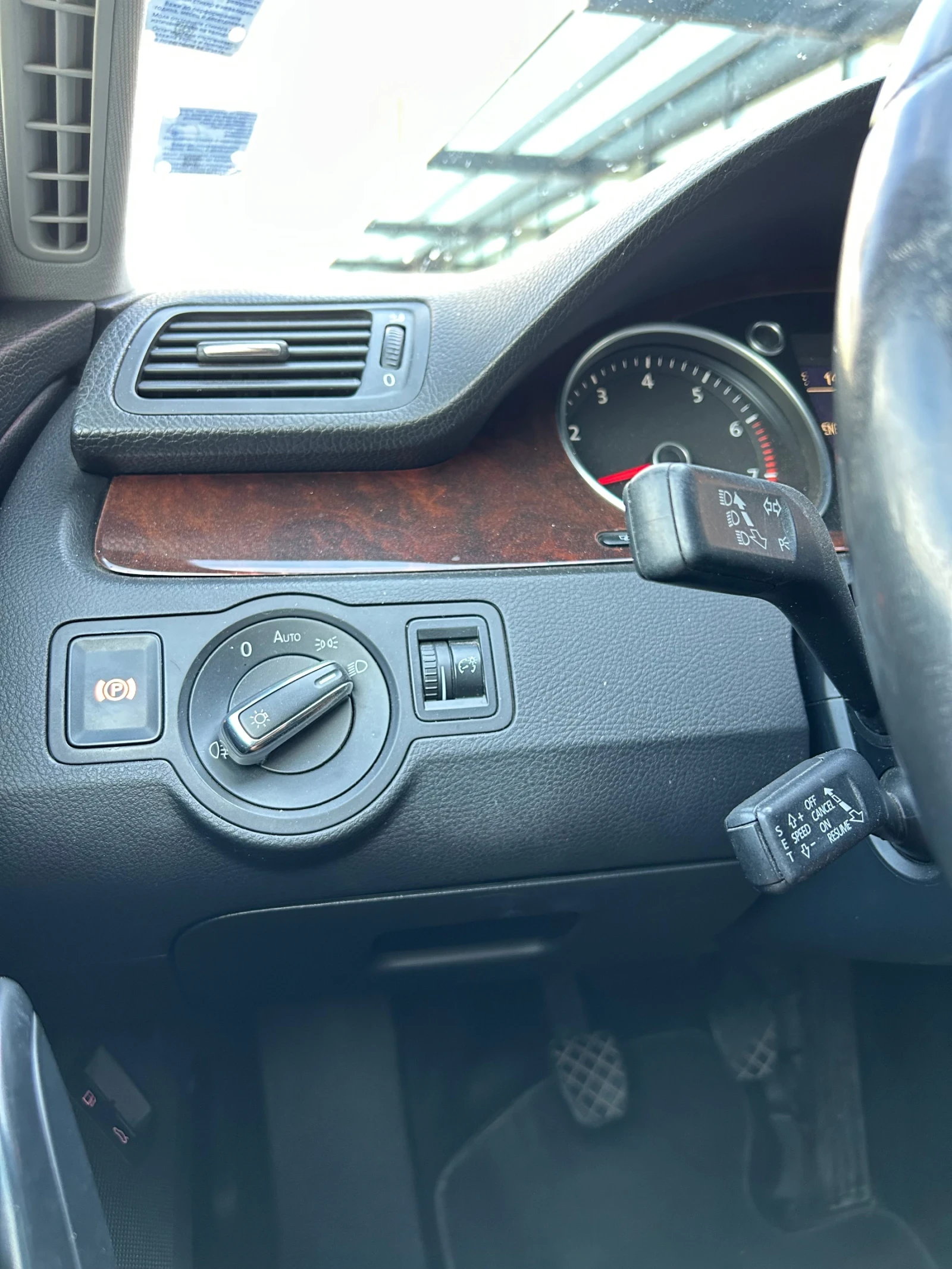 VW CC 1.8 TSI, снимка 8 - Автомобили и джипове - 55990909