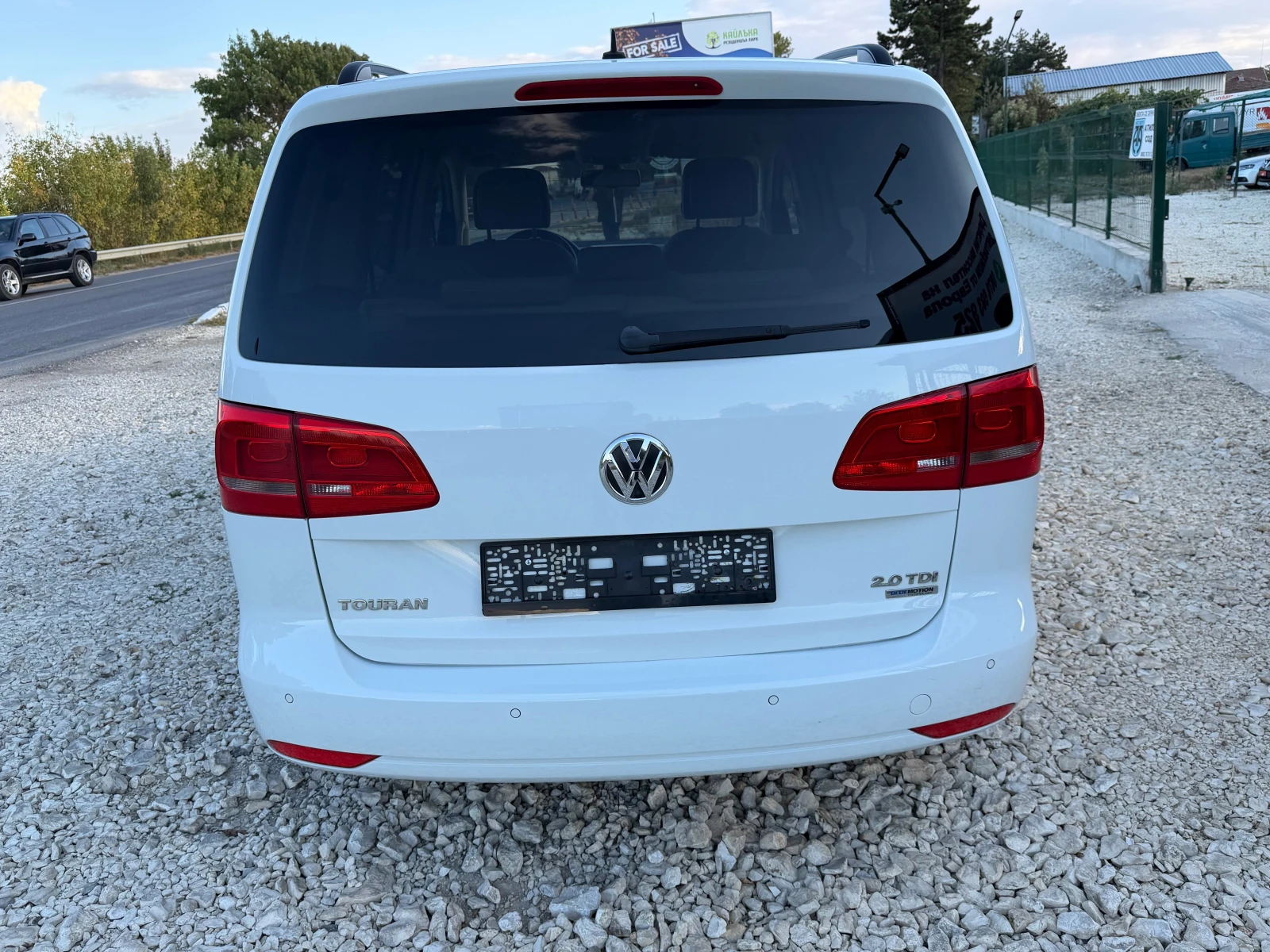VW Touran 2.0TDi/140p.s-7mesten!!!, снимка 7 - Автомобили и джипове - 56217086