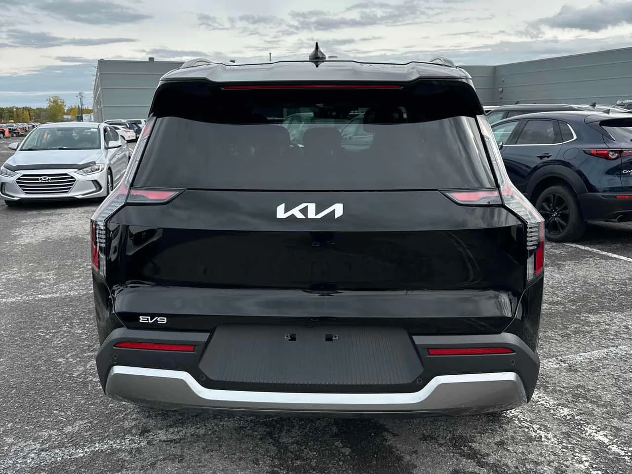 Kia EV9  Land / Carfax / ����������  | Mobile.bg � ����������� 4