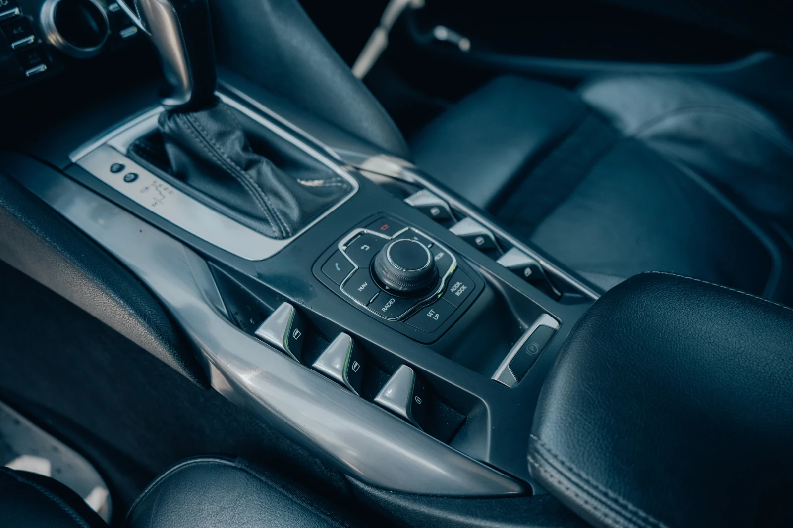 Citroen DS5, снимка 9 - Автомобили и джипове - 56533669