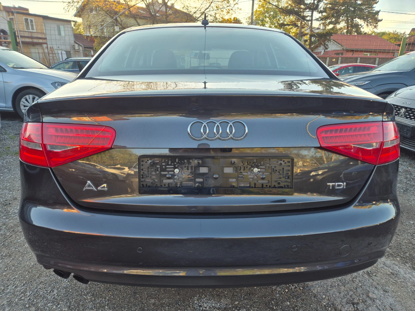 Audi A4 2.0TDI, снимка 5 - Автомобили и джипове - 56645779