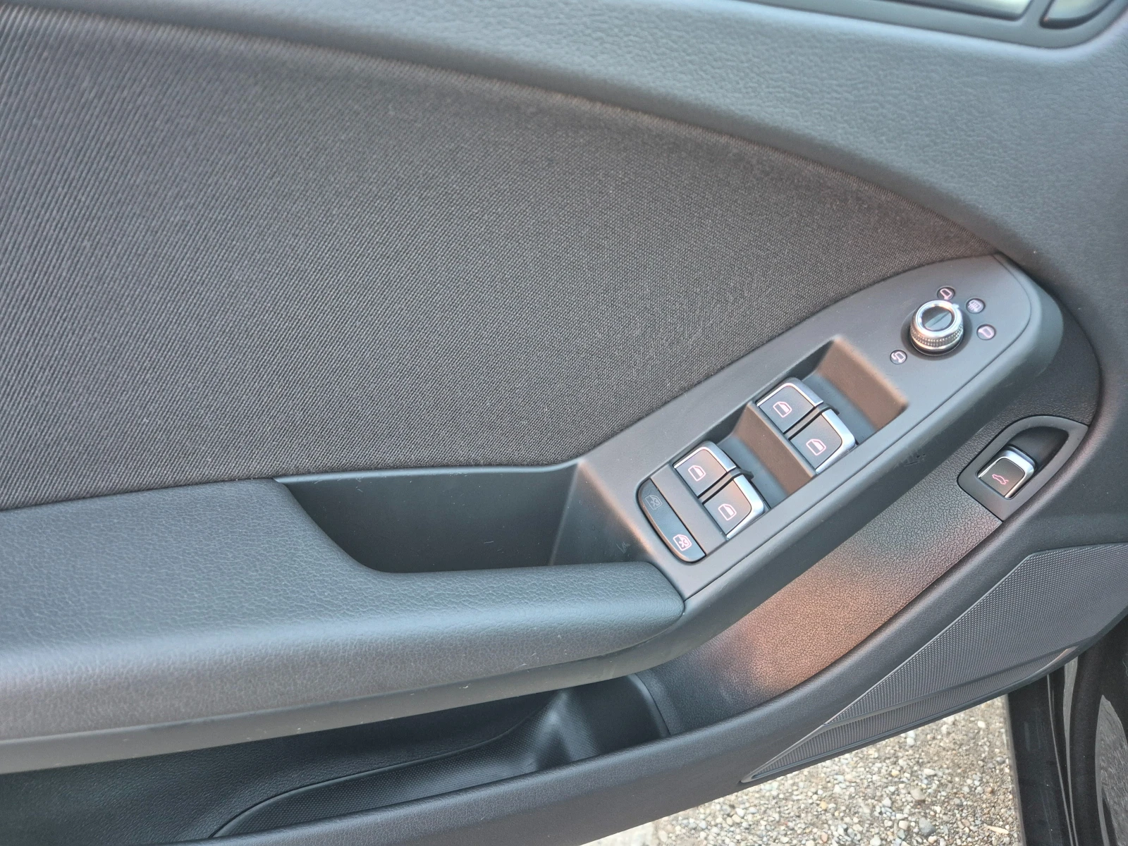 Audi A4 2.0TDI, снимка 15 - Автомобили и джипове - 56645779