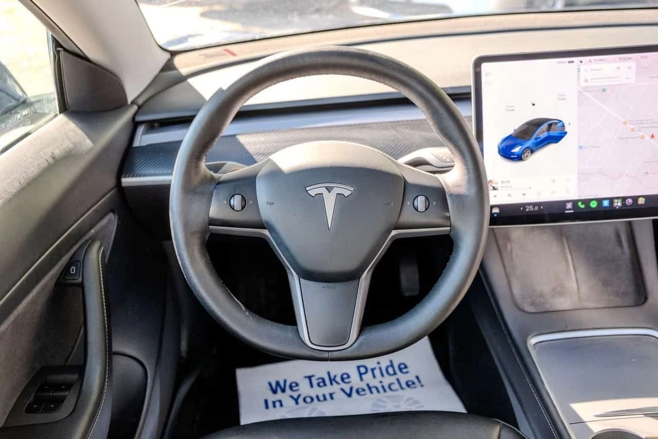 Tesla Model 3 * No Accident| Heat Pump| FSD capable| Pwr Trunk| , снимка 12 - Автомобили и джипове - 56659679