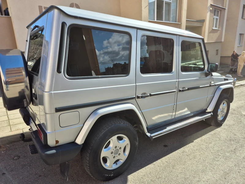 Mercedes-Benz G 300, снимка 2 - Автомобили и джипове - 48925861