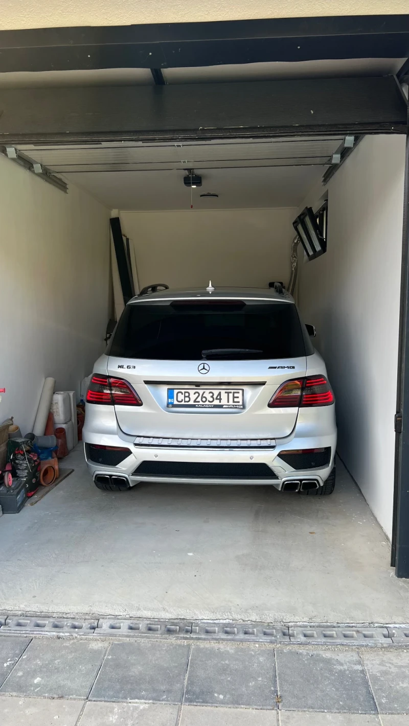 Mercedes-Benz ML 63 AMG Performance Pack 558 к.с, снимка 6 - Автомобили и джипове - 52498607