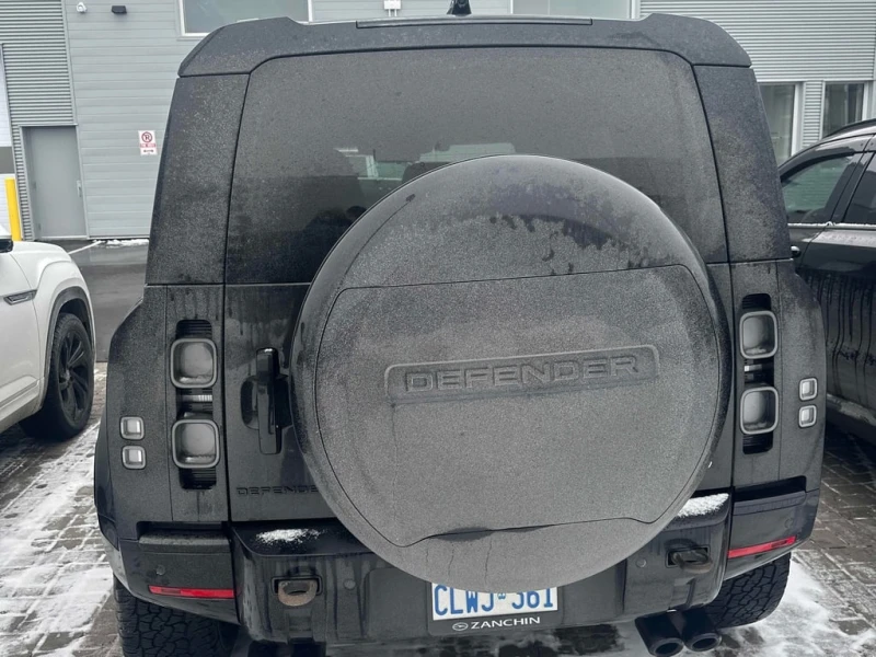 Land Rover Defender X  CARFAX, снимка 4 - Автомобили и джипове - 52691427