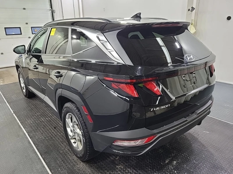 Hyundai Tucson * Preferred AWD * CARFAX * БЕЗ ПЪРВОНАЧАЛНА ВНОСКА, снимка 2 - Автомобили и джипове - 53301681