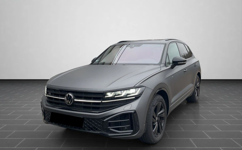 VW Touareg R-Line 3.0 TSI DYNAUDIO - 69998 EUR - 81918357 | Car24.bg