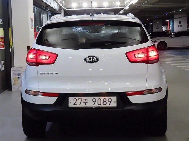 Kia Sportage 2.0 4WD - изображение 5