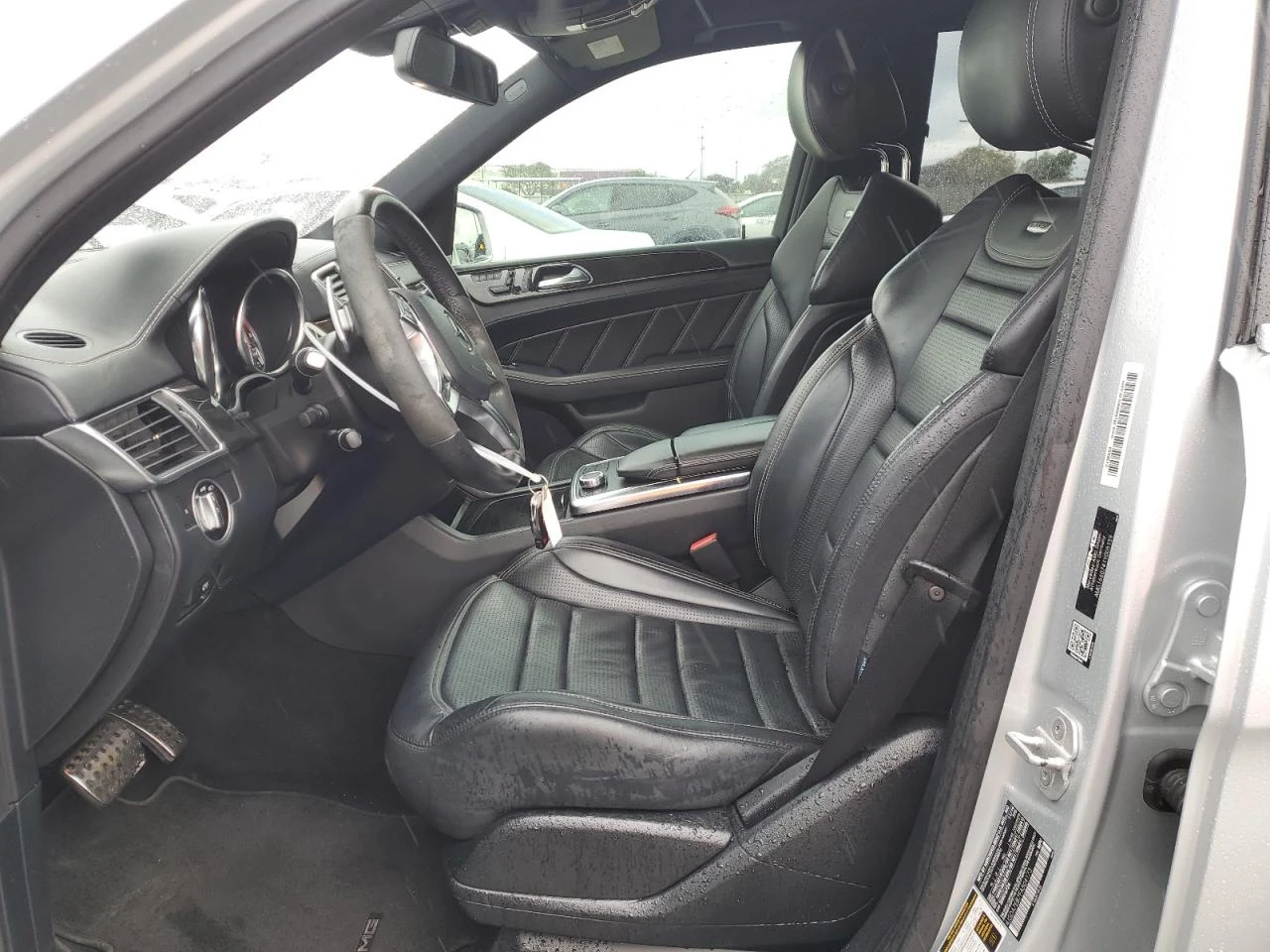 Mercedes-Benz ML 63 AMG 4MATIC* Harman/Kardon* KEYLESS* Мъртв. точ* Обдухв - изображение 7