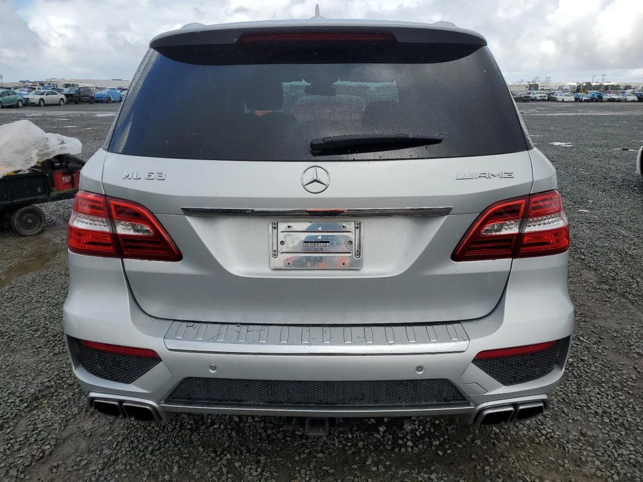 Mercedes-Benz ML 63 AMG 4MATIC* Harman/Kardon* KEYLESS* Мъртв. точ* Обдухв - изображение 6