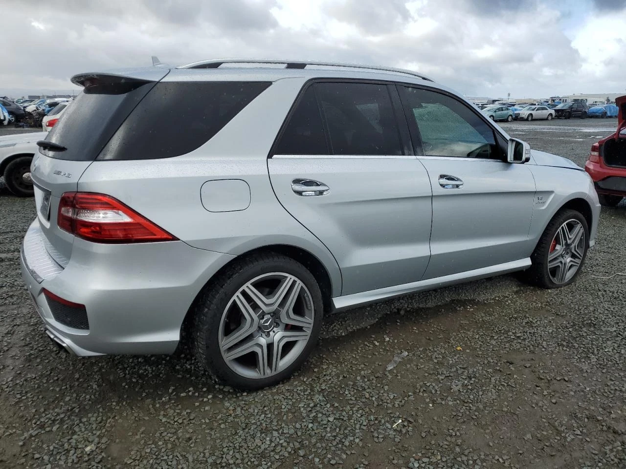 Mercedes-Benz ML 63 AMG 4MATIC* Harman/Kardon* KEYLESS* Мъртв. точ* Обдухв - изображение 5