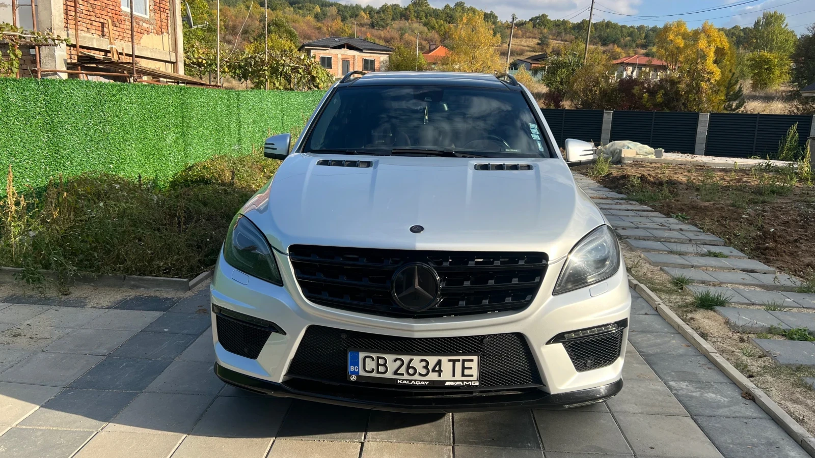 Mercedes-Benz ML 63 AMG Performance Pack 558 к.с - изображение 2