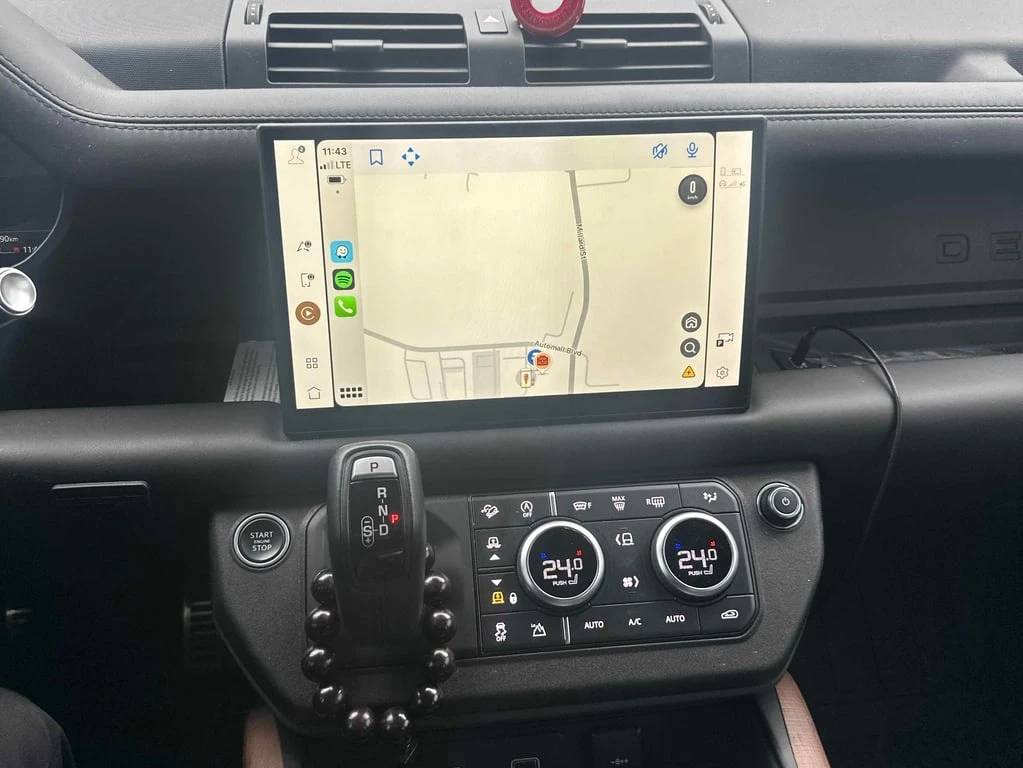 Land Rover Defender X  CARFAX - изображение 9