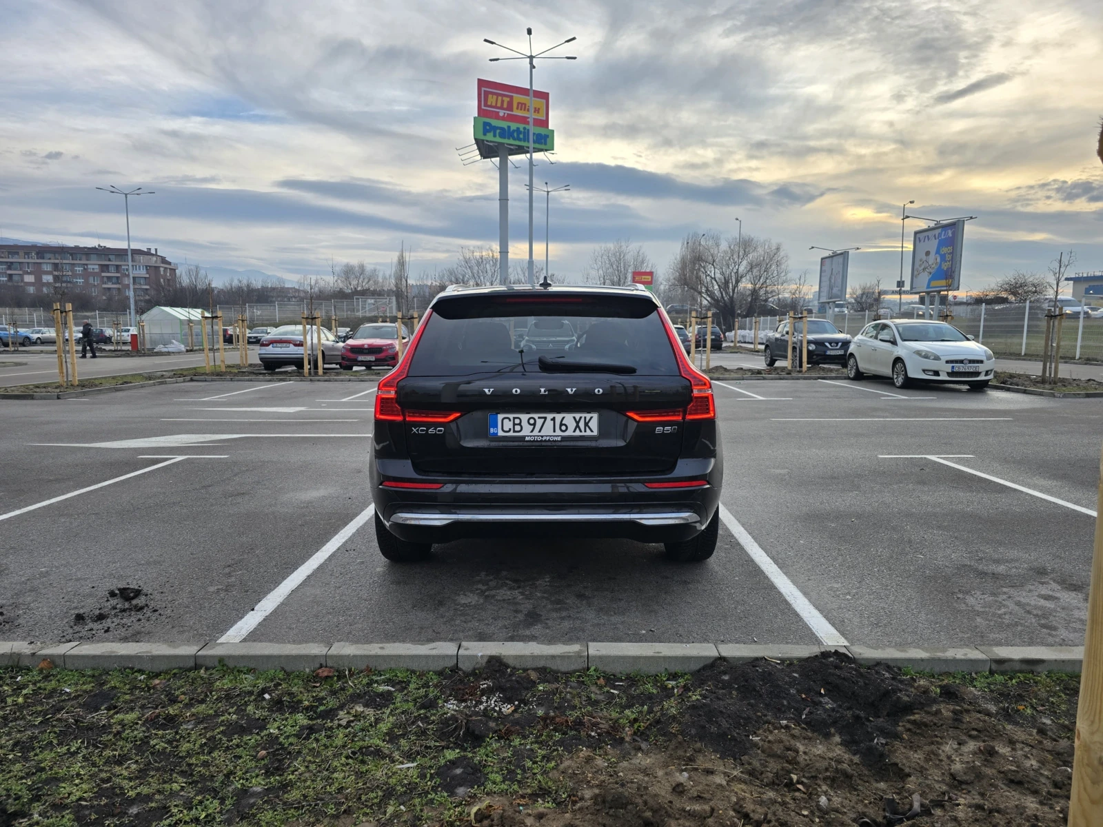 Volvo XC60 Ultra AWD Mild Hybrid B5 - изображение 6