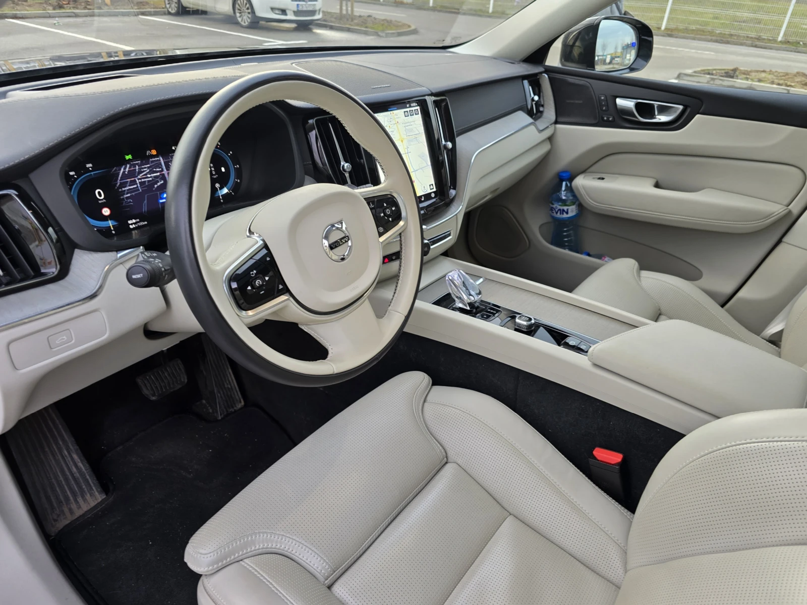 Volvo XC60 Ultra AWD Mild Hybrid B5 - изображение 9