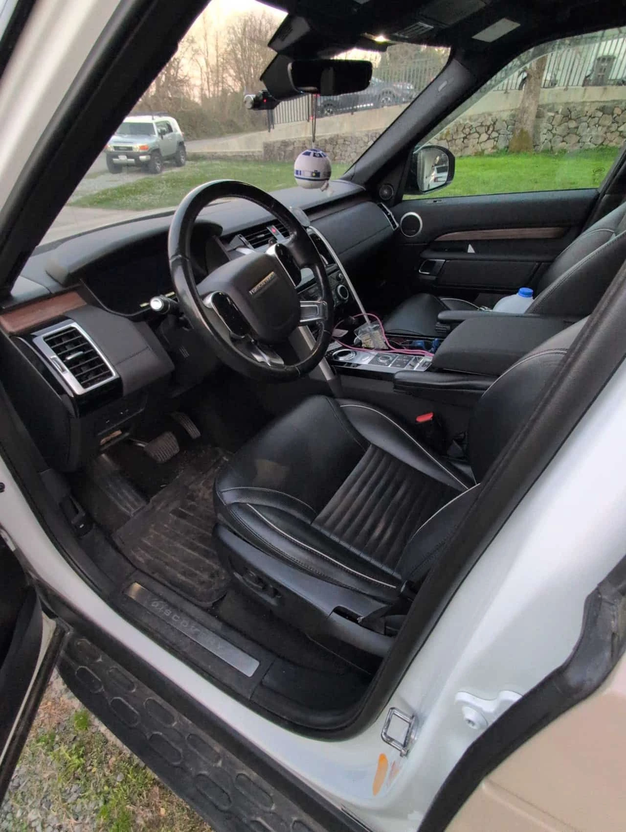 Land Rover Discovery * HSE * CARFAX * ПАНОРАМА * KEYLESS * , снимка 5 - Автомобили и джипове - 54141407