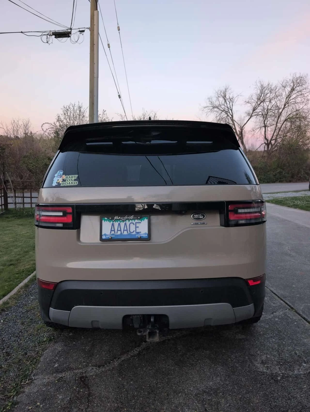 Land Rover Discovery * HSE * CARFAX * ПАНОРАМА * KEYLESS * , снимка 4 - Автомобили и джипове - 54141407