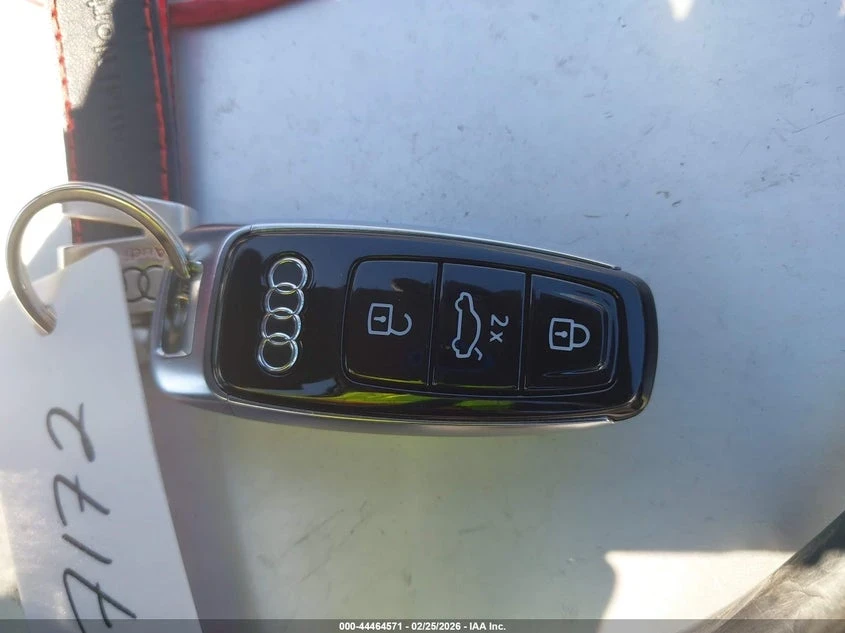 Audi Q8 E-TRON PREMIUM PLUS QUATTRO, снимка 10 - Автомобили и джипове - 54189756