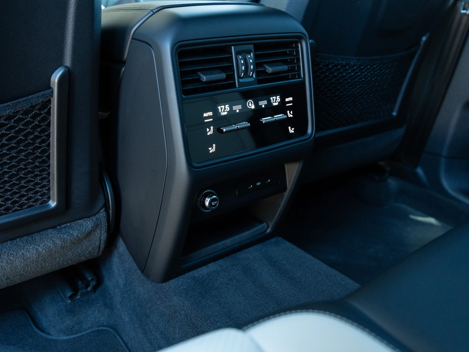 Porsche Cayenne, снимка 15 - Автомобили и джипове - 55090038
