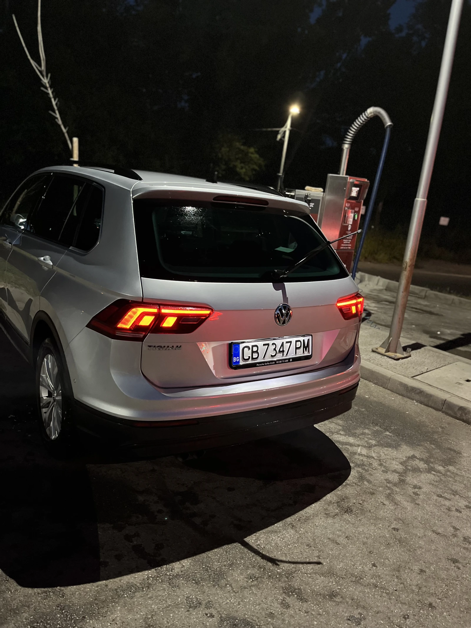 VW Tiguan, снимка 6 - Автомобили и джипове - 55141812