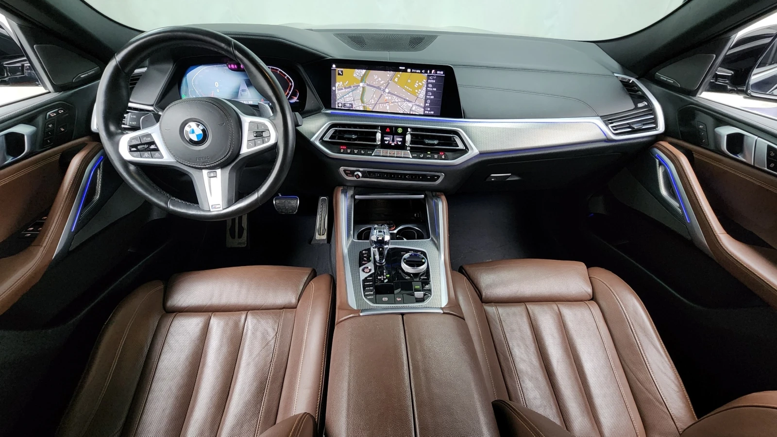 BMW X6 40i M-PACK * DIS * LASER * HK * ОБДУХ * 360 * HUD , снимка 5 - Автомобили и джипове - 55799566