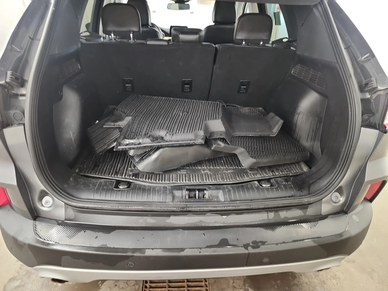 Ford Escape TITANIUM PLUG IN HYBRID| HUD| ПАМЕТ| 2 КЛЮЧА| , снимка 14 - Автомобили и джипове - 55843596