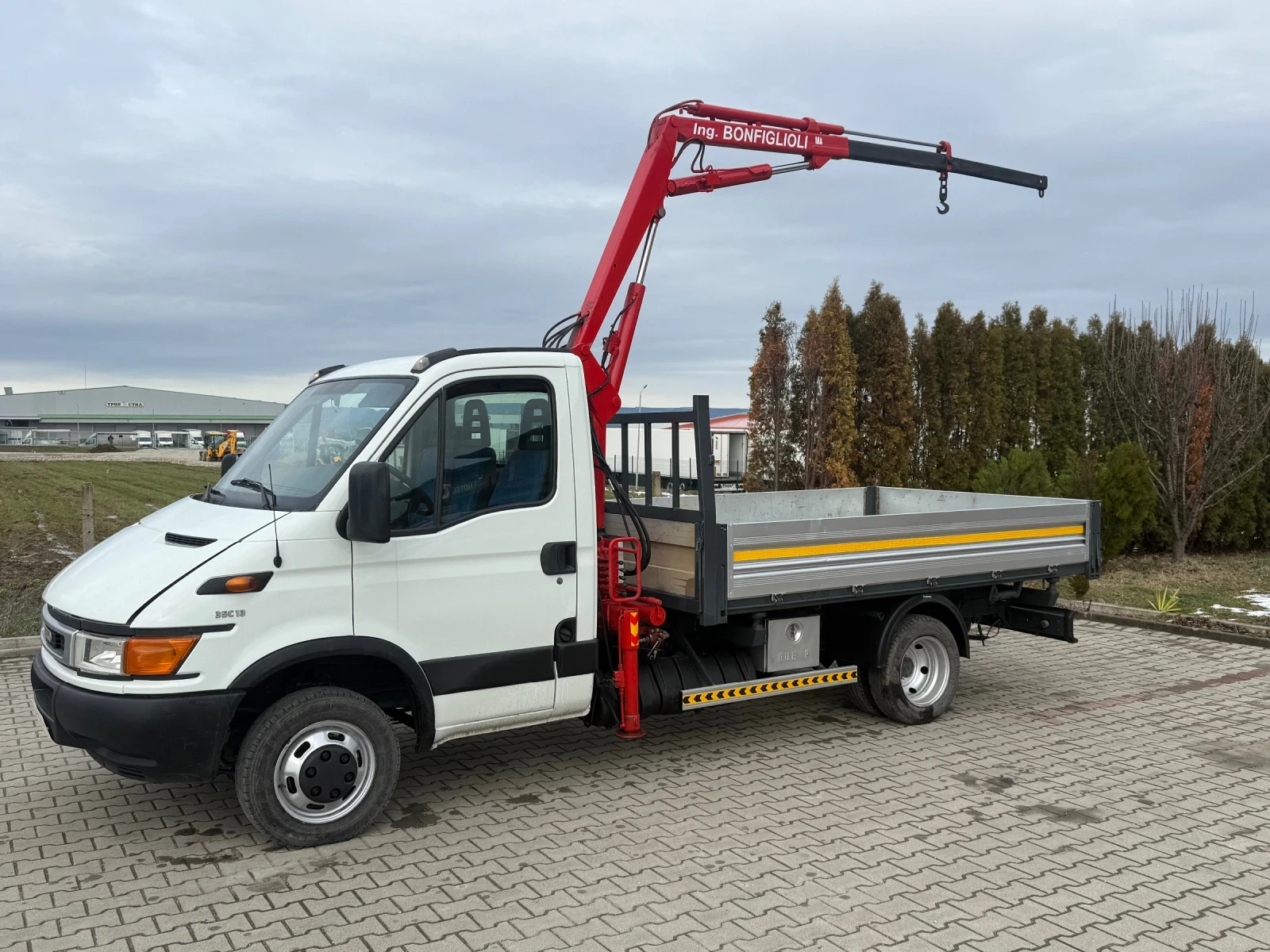 Iveco Daily 35C13 KAT Б 3.5Т - изображение 4