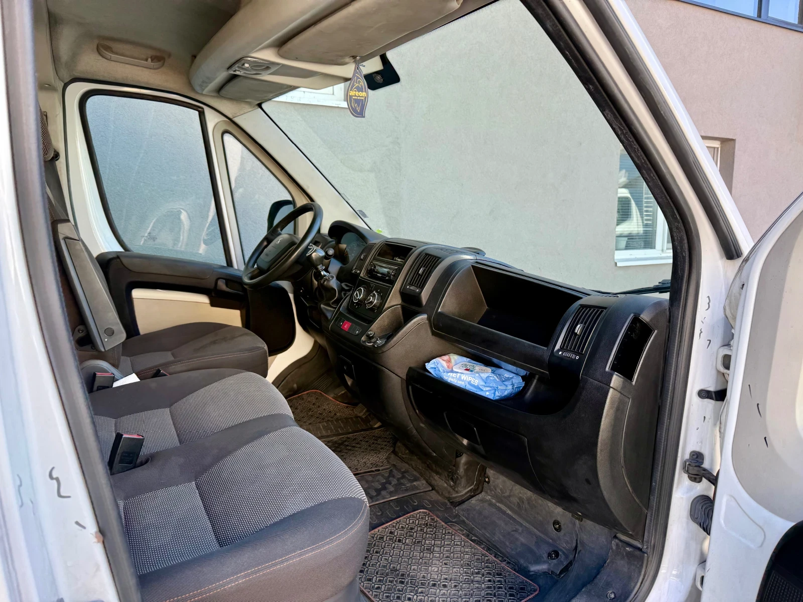 Peugeot Boxer Peugeot Boxer 2.0 BlueHDi (130 �.�.) | Mobile.bg � ����������� 17