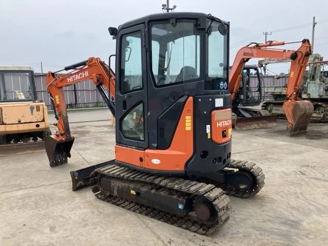 Багер Hitachi ZX30U-5A * КЛИМАТИК * ЛИНИЯ * ОЧАКВАН 30.10.2026!!, снимка 3 - Индустриална техника - 55204696